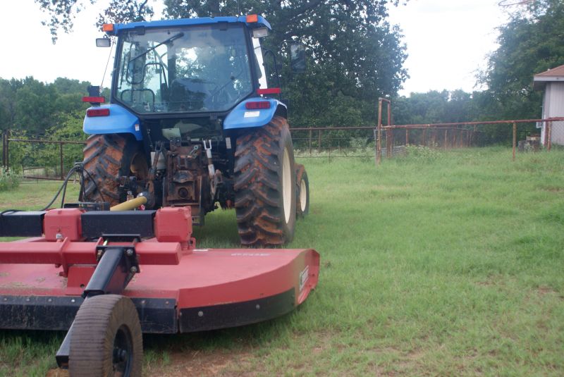 Tractor Mowing in Waldorf, MD
